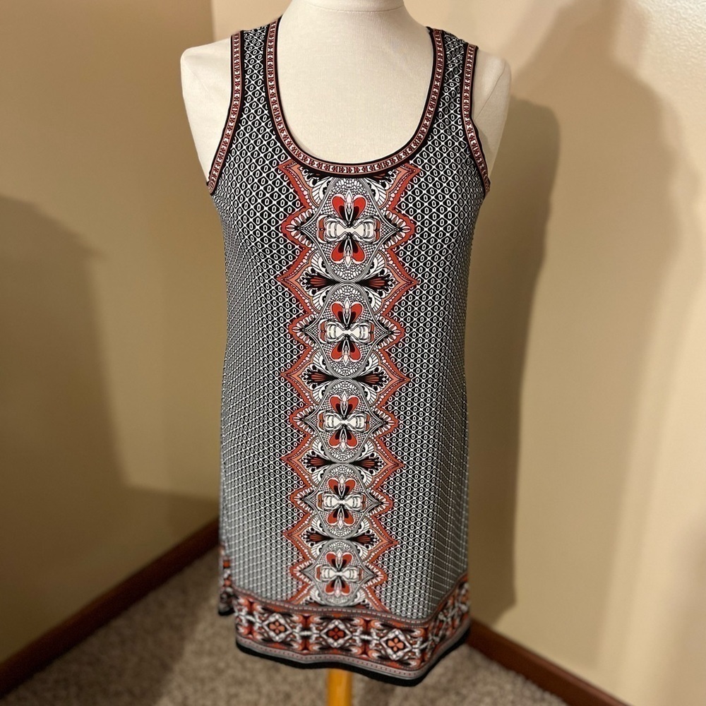 Max Studio Red/Black Back Keyhole Dress Sz S EUC